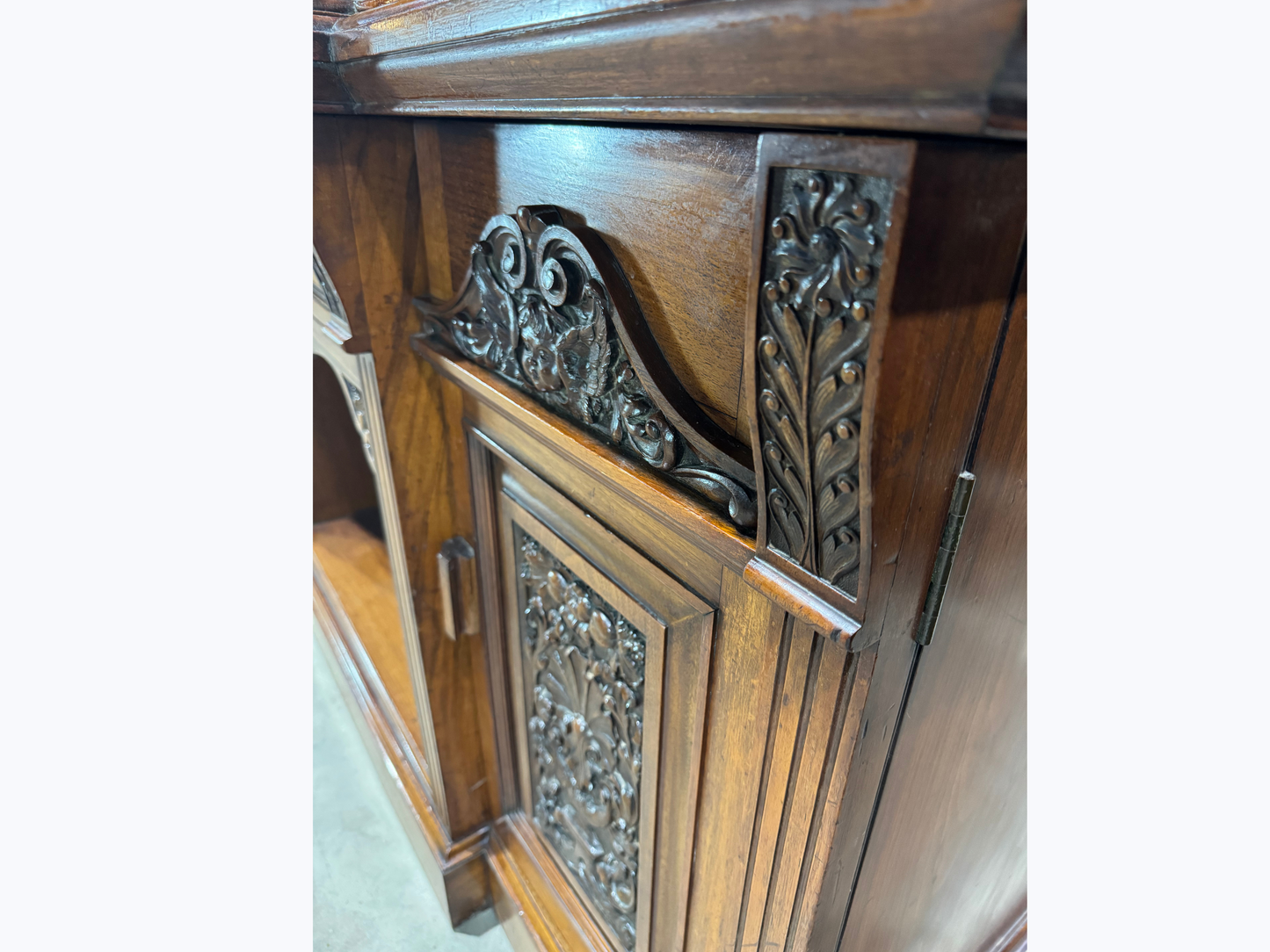 English Walnut Server